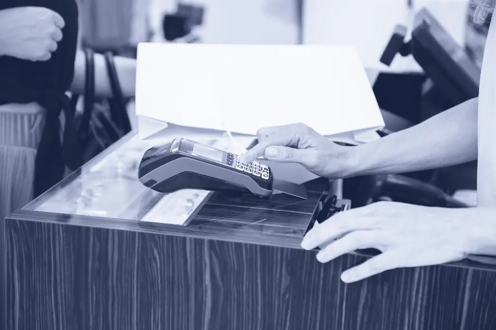 Καταστήματα<br>Λιανικής-Retail